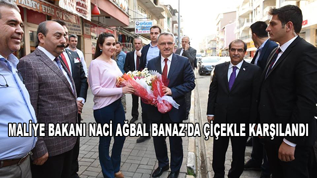 Maliye Bakanı Naci Ağbal Banaz’da Çiçekle Karşılandı