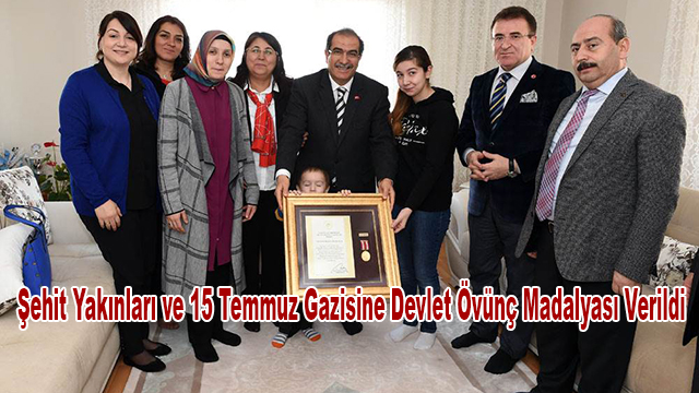 Şehit Yakınları ve 15 Temmuz Gazisine Devlet Övünç Madalyası Verildi