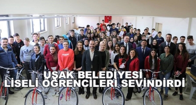 Uşak Belediyesi Liseli Öğrencileri Sevindirdi