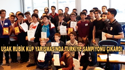 Uşak Rubik Küp Yarışmasında Türkiye Şampiyonu Çıkardı