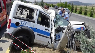 Uşak'taki trafik kazasında 1 polis şehit oldu